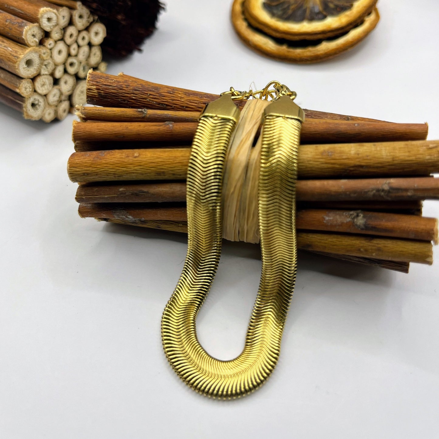 Velvet Glow Cuff - Temple Jewelry