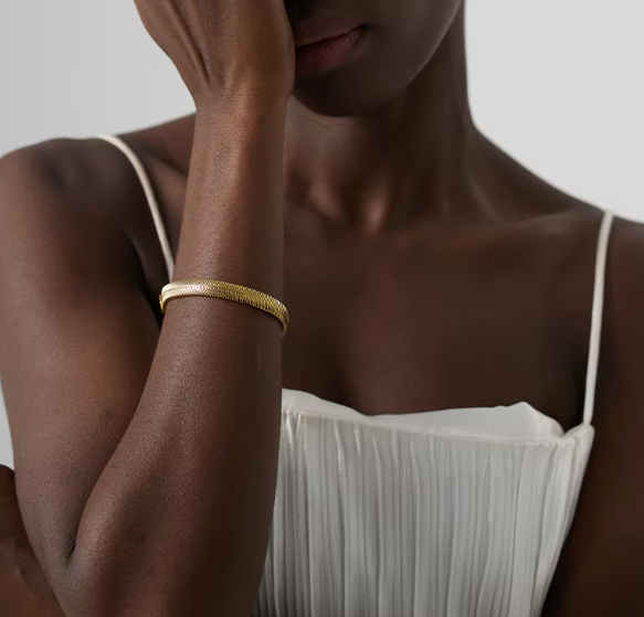 Velvet Glow Cuff - Temple Jewelry